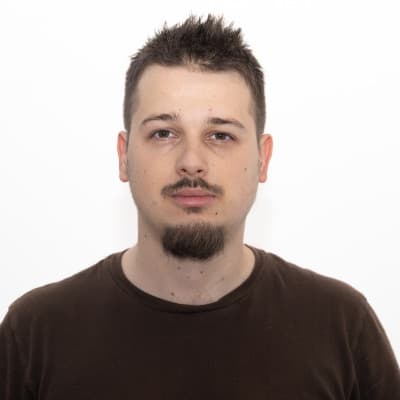 Robert Istodor-Iocsa