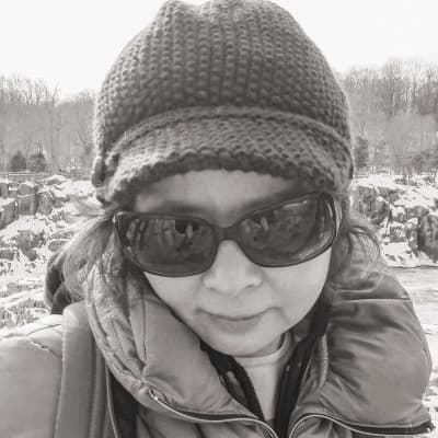 Xiaohong Zhang
