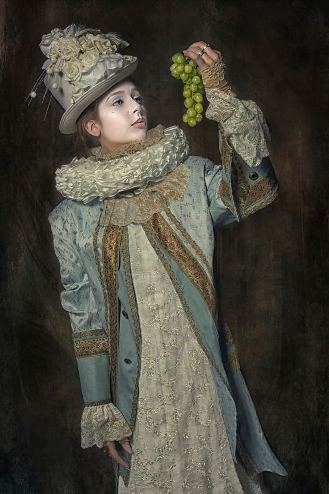 Elegant Lady Grapes by Carola Kayen-Mouthaan — canvas wall art