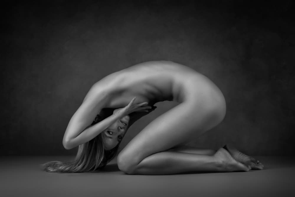 Graceful Nude Form by Angéla Vicedomini — canvas wall art