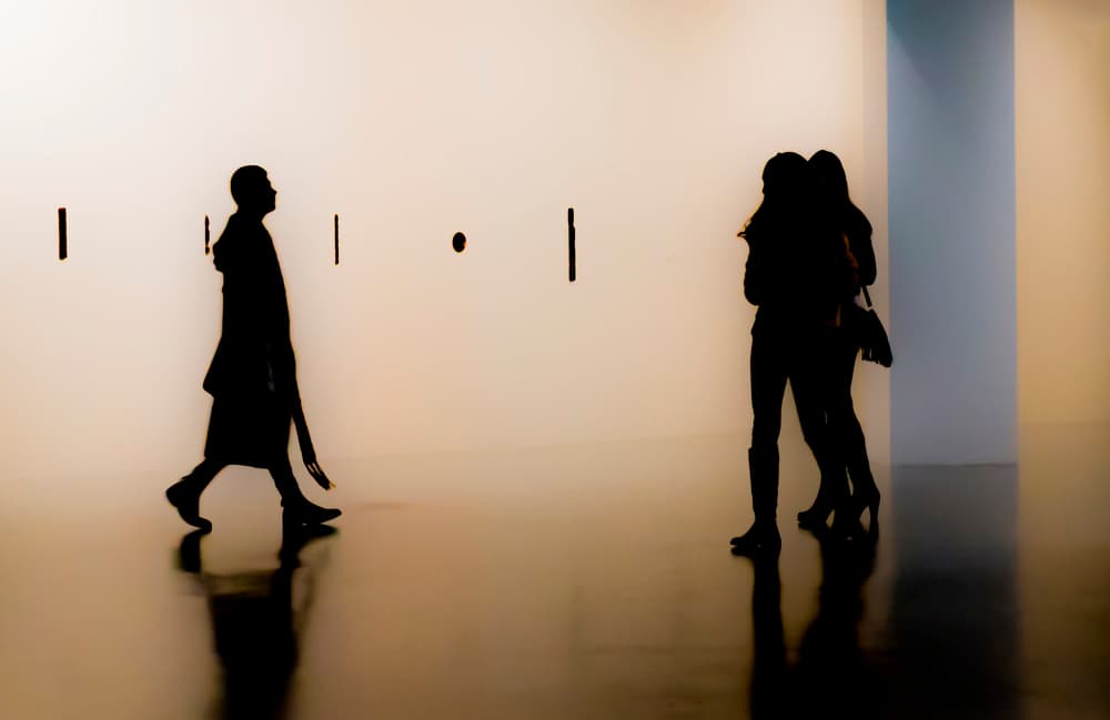 Art Gallery Silhouettes by Ömer Ates Kızıltug — canvas wall art