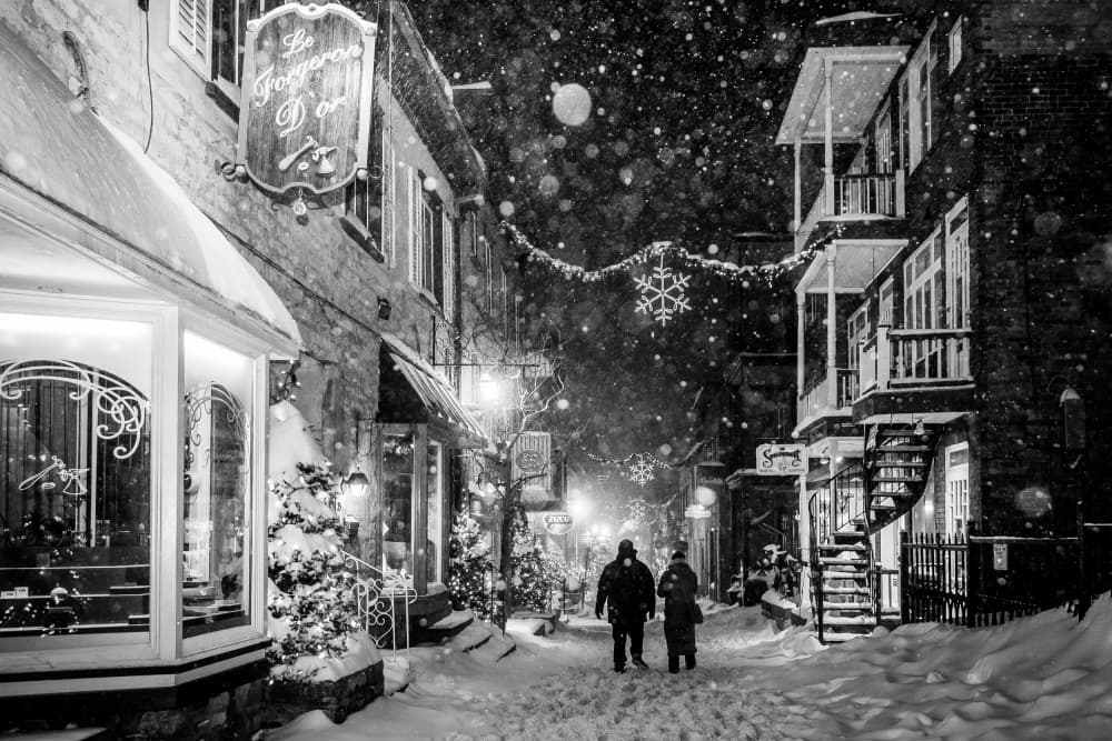 Cozy City Snowfall by Michiko Ôtomo — canvas wall art