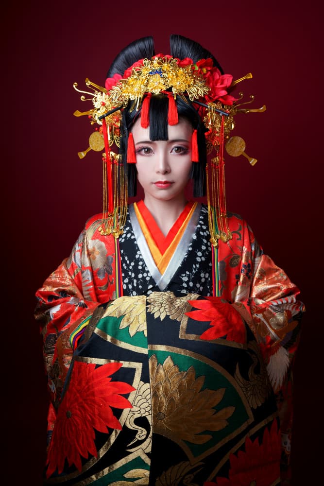 Regal Japanese Woman by Hiroaki Suemasa — canvas wall art