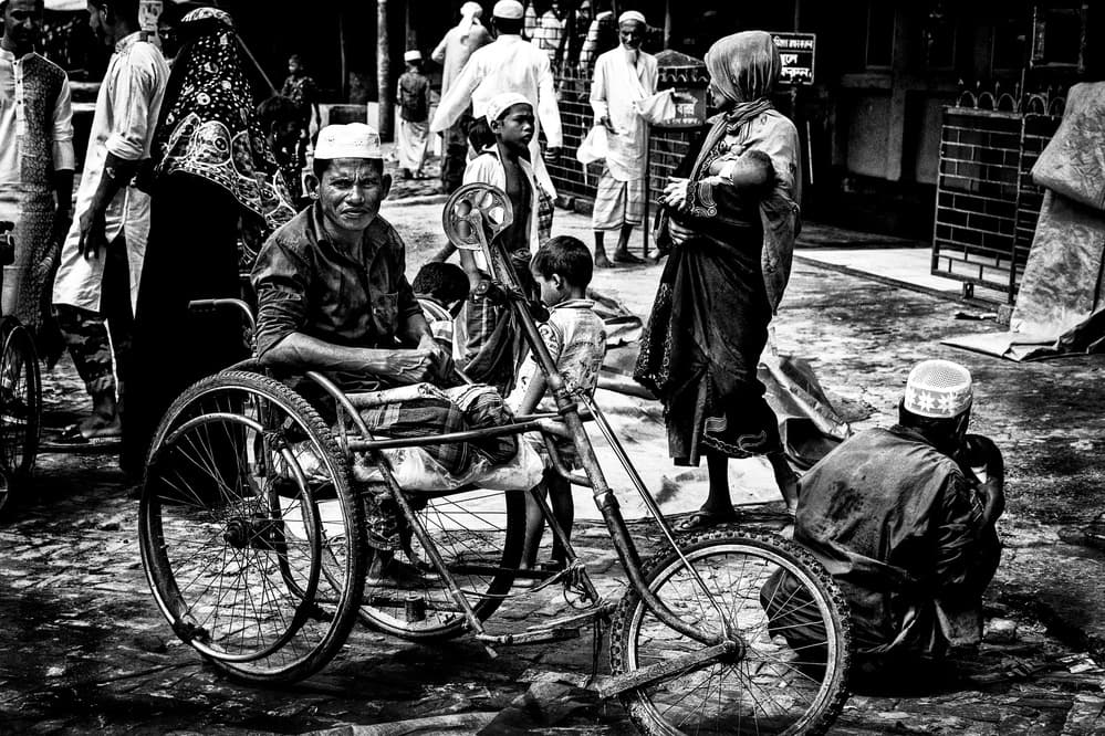 Candid Street Life by Joxe Inazio Kuesta Garmendia — canvas wall art