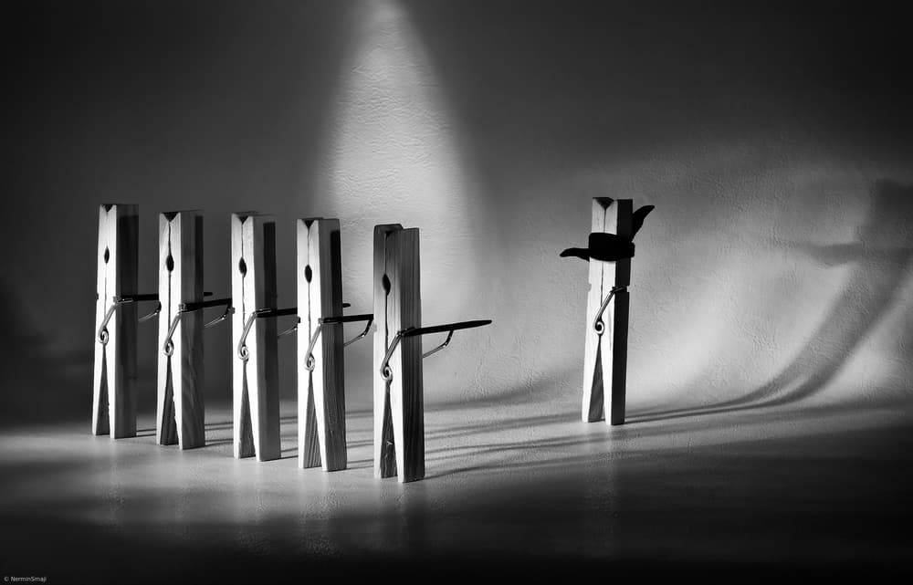 Execution by Nermin Smajić — canvas wall art