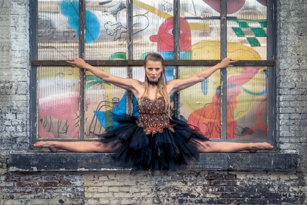 Urban Dancer Splits by Els Keurlinckx — canvas wall art