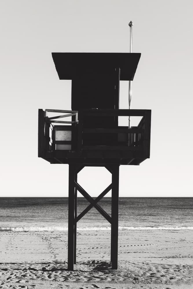 Black And White Beach Stand