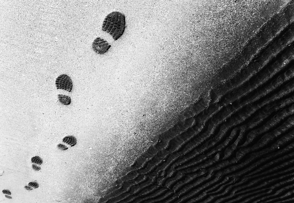 Footprints in Sand by Laura Mexia — canvas wall art