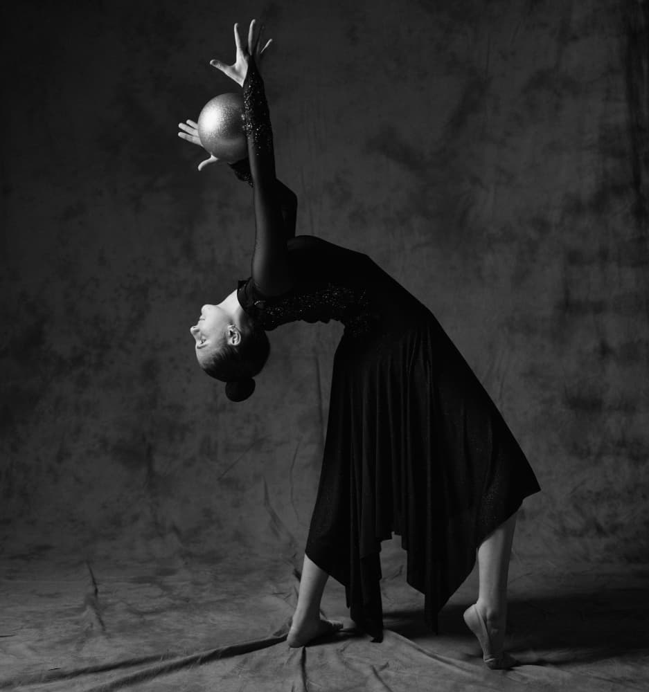 Graceful Dancer With Ball by Offer Ellbogen — canvas wall art