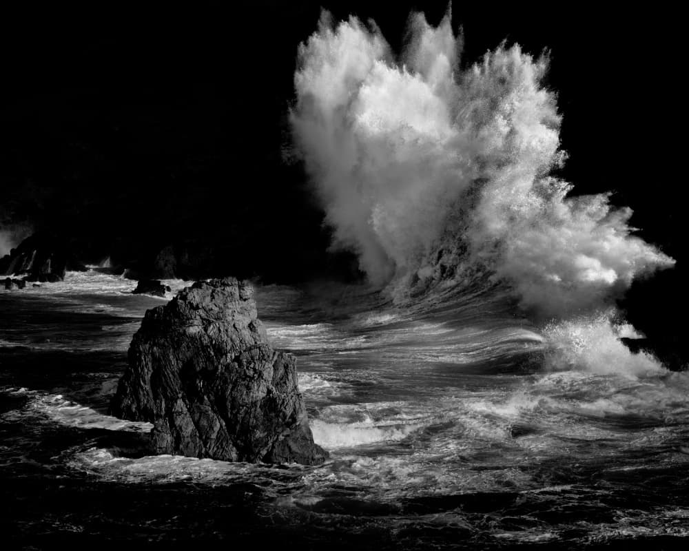 Powerful Ocean Surge by Chao Feng 天馬 — canvas wall art