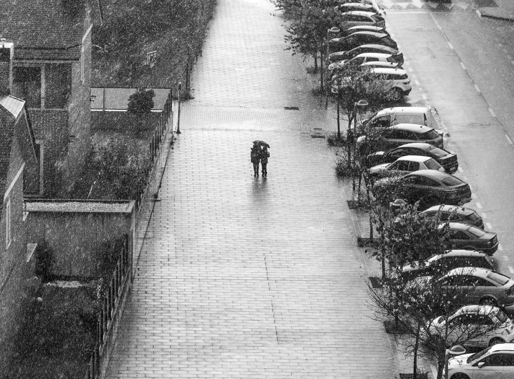 Urban Couple Rainy Day by Adolfo Urrutia — canvas wall art