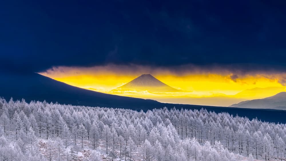 Winter Mountain Glow by Yuusuke Hisamitsu — canvas wall art