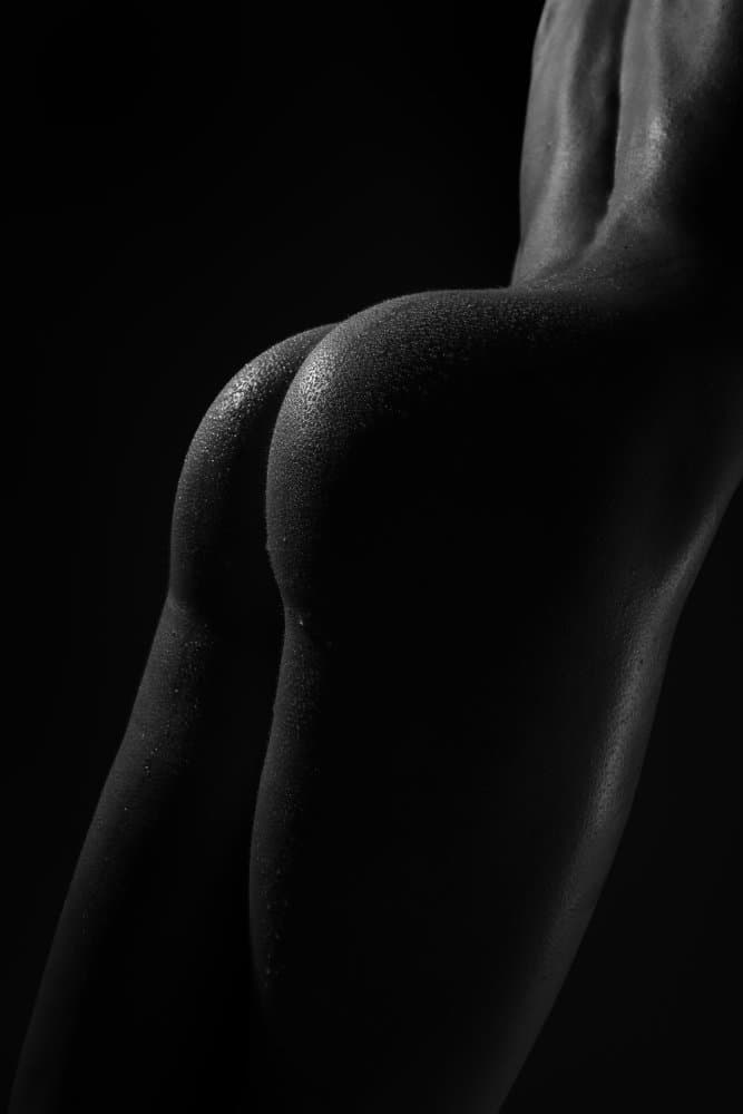 body lines by Rostovskiy Anton — canvas wall art