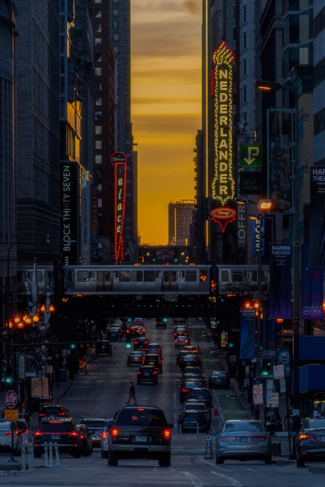 Chicago Elevated Sunset by Gengchen Wang — canvas wall art