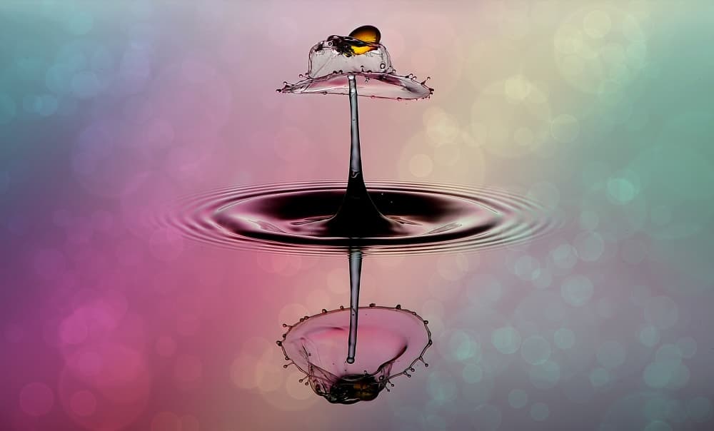 Liquid Crown Collision by Muhammad Berkati — canvas wall art