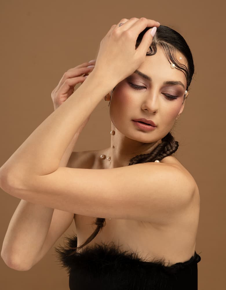 Glamorous Pearl Woman by Ifat rozenberg sherez — canvas wall art