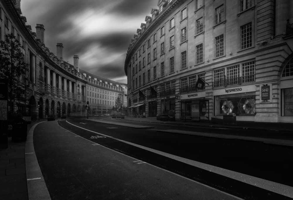 Moody London Curve by Jobin Mathew — canvas wall art