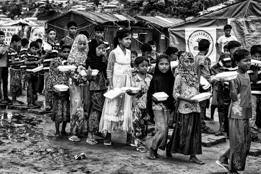 Children's Aid Line by Joxe Inazio Kuesta Garmendia — canvas wall art