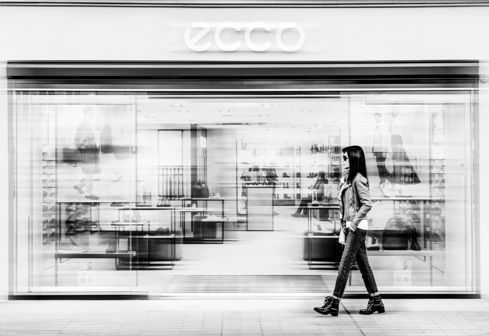 Fashion Breeze by Kenneth-Wei Zeng — canvas wall art