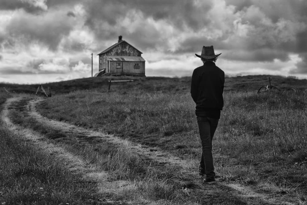 Distant Homestead Walk by Bragi Ingibergsson - BRIN — canvas wall art
