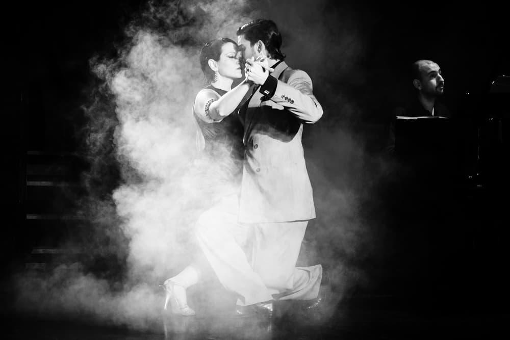 Dramatic Tango Embrace by Luis Borges Alves — canvas wall art