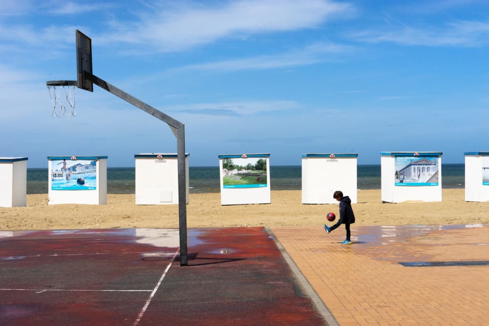 Coastal Hoop Dreams by Daniel De Cort — canvas wall art