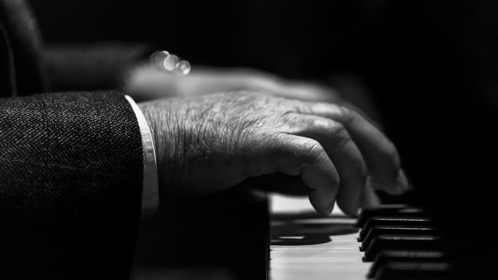 Elegant Piano Performance by Leif Løndal — canvas wall art