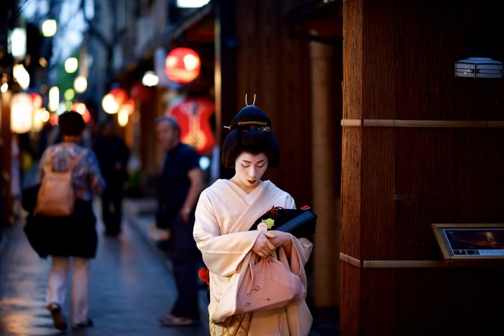Kyoto Geisha Evening by Rui Caria — canvas wall art