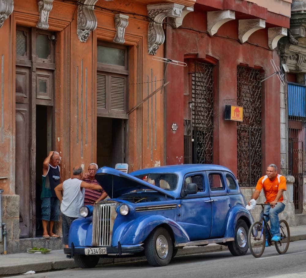 Classic Havana Street Scene by Itzik Einhorn — canvas wall art