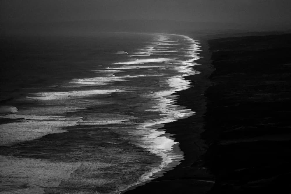 Sweeping Coastal Waves by Rob Darby — canvas wall art