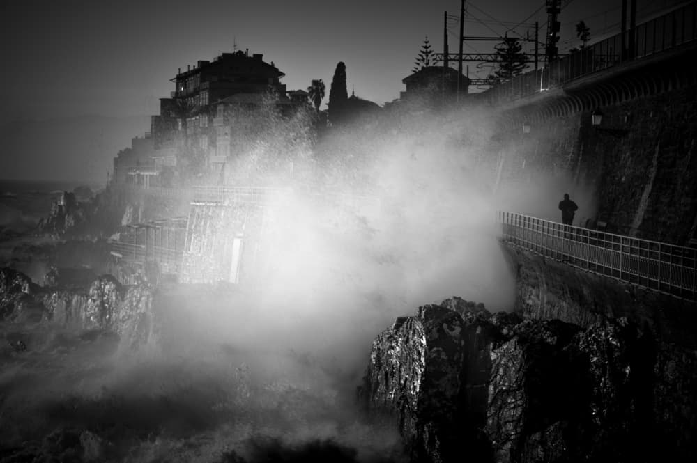 Waiting for the Wave by Alessandro Traverso — canvas wall art