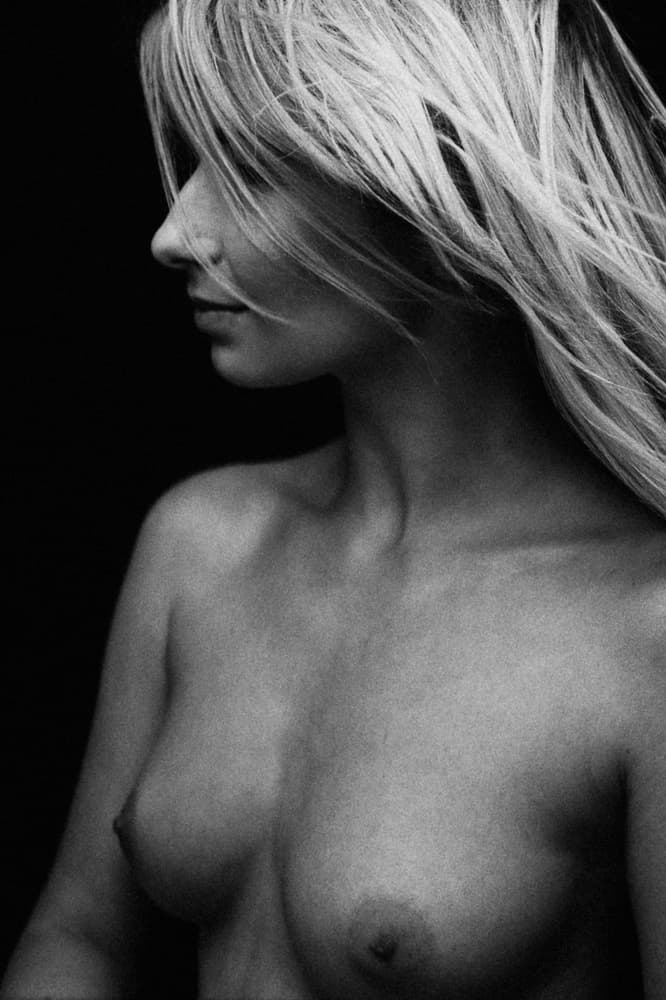Sensual Beauty [Ivana] by Martin Krystynek MQEP — canvas wall art