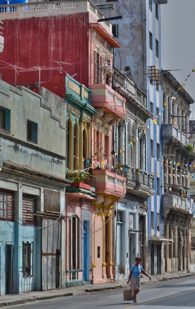 Vibrant Havana Street by Itzik Einhorn — canvas wall art