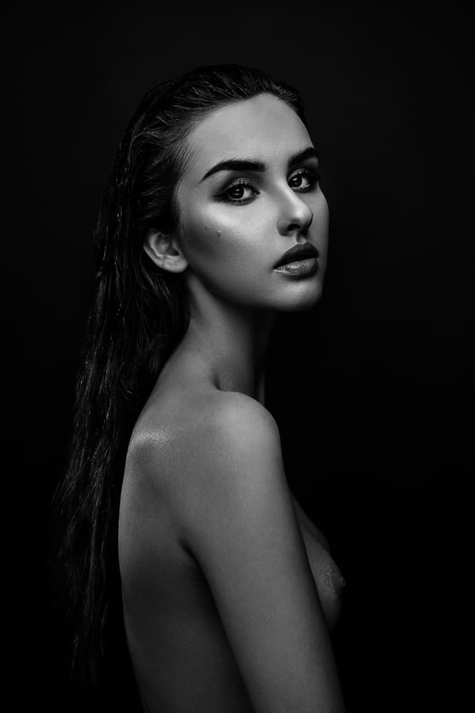 Striking Gaze Profile by Martin Krystynek MQEP — canvas wall art