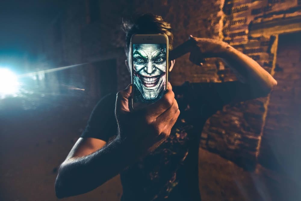 Intense Grinning Screen by Isma Yunta — canvas wall art