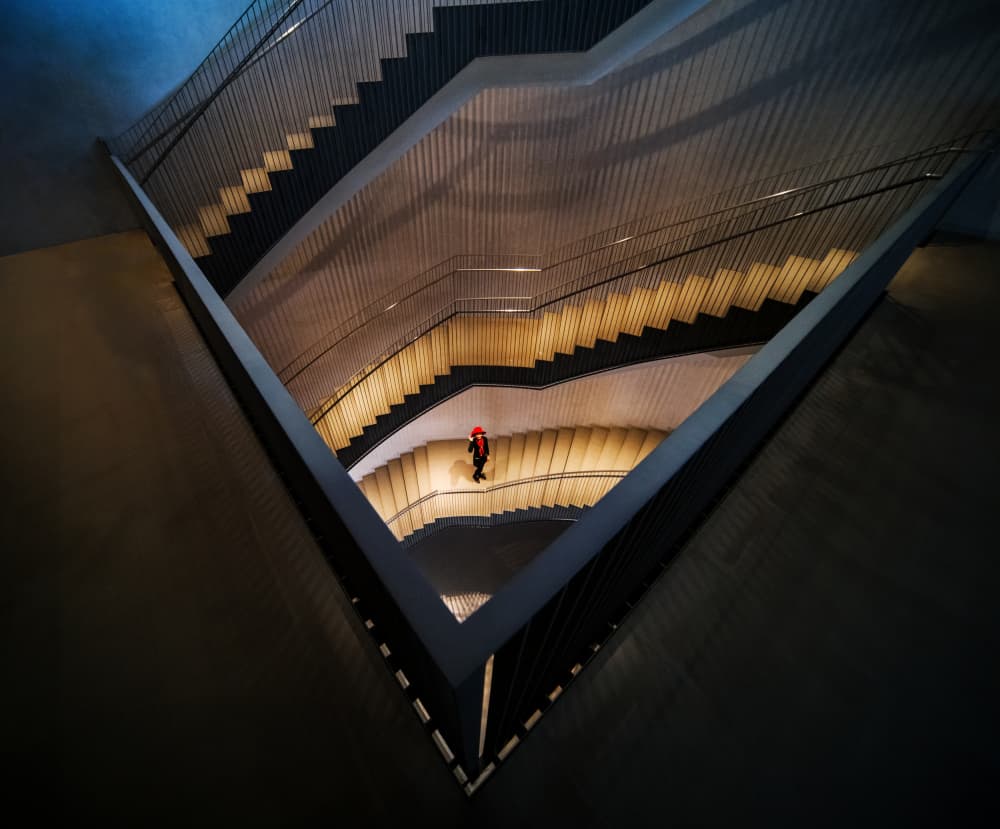 Dramatic Geometric Descent by konglingming — canvas wall art