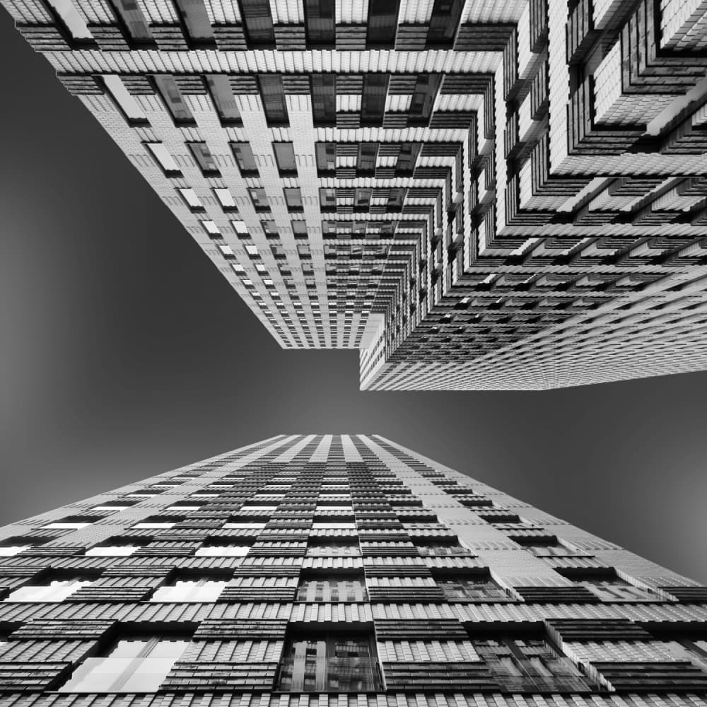 Modern Urban Geometry