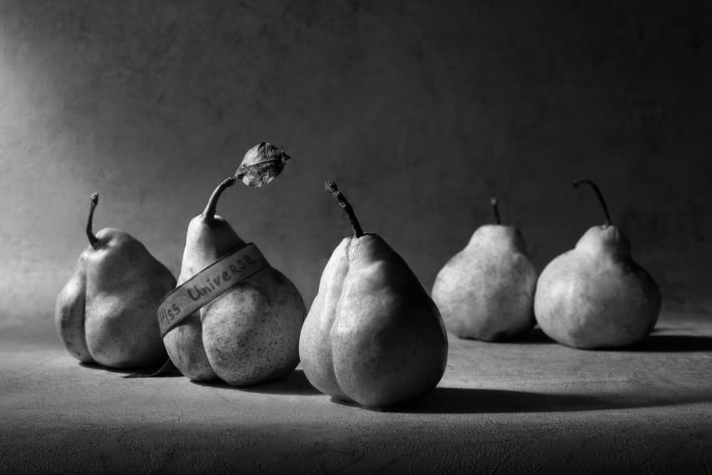 Miss Universe Pear by Victoria Glinka — canvas wall art