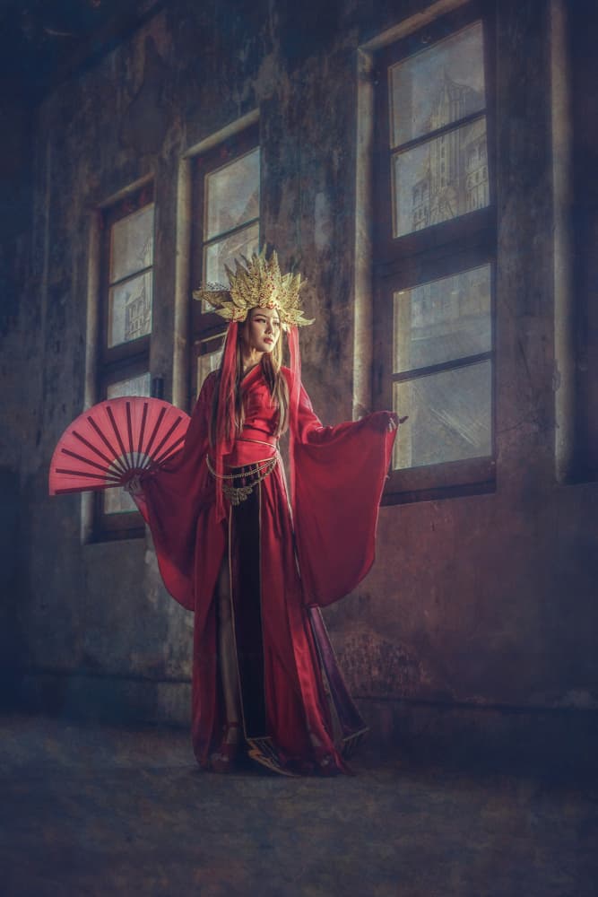 Red Queen with Fan by Ajar Setiadi — canvas wall art