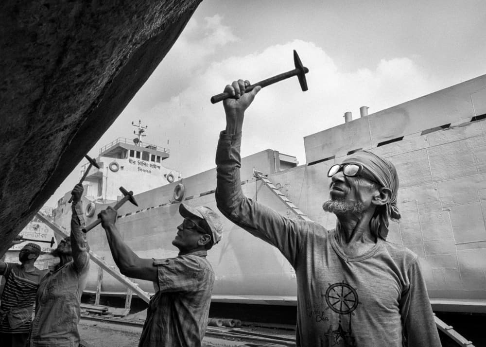 Shipyard Workers Hammering by Richard Huang — canvas wall art