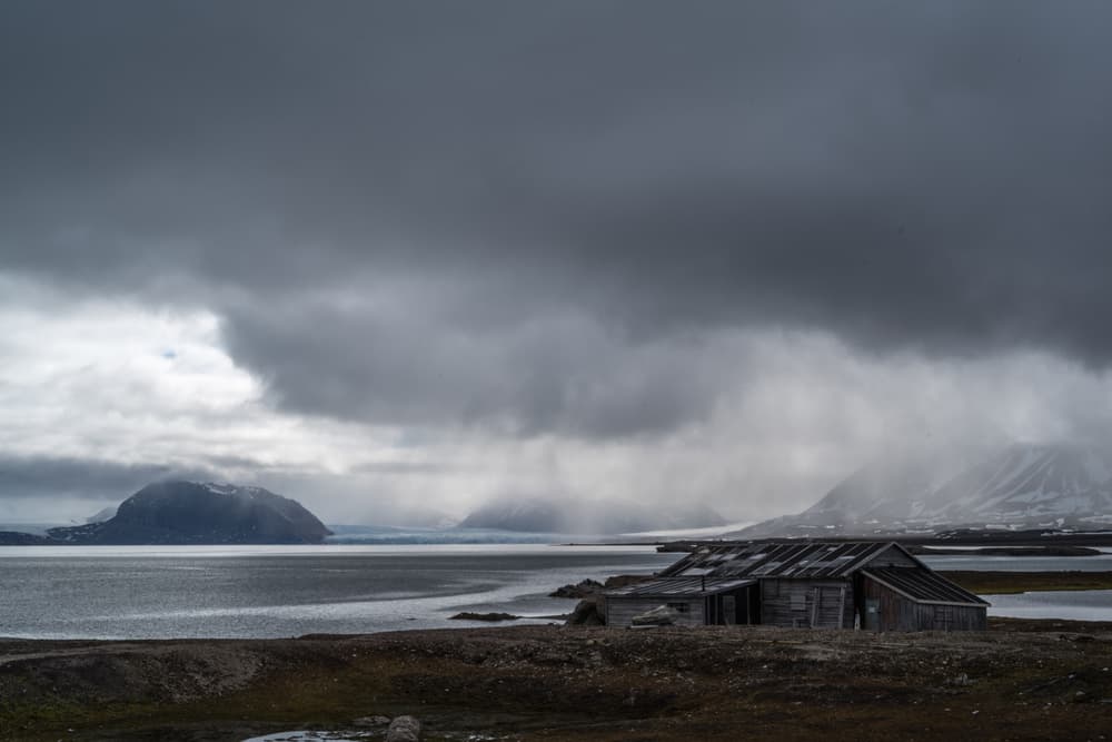 Ny-Ålesund by Erhard Bewernick — canvas wall art