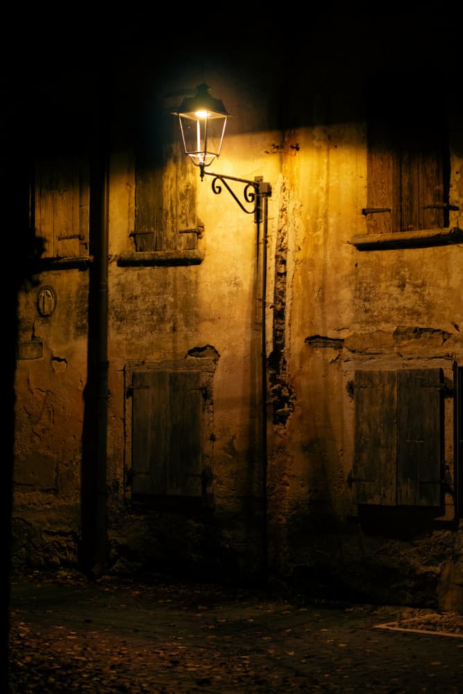 Vintage Alley Lamp by Tamami yoshida — canvas wall art