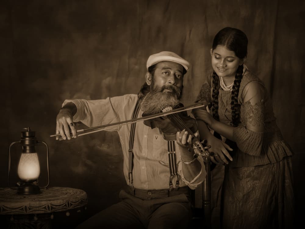 Vintage Music Duo by PARTHA BHATTACHARYYA — canvas wall art