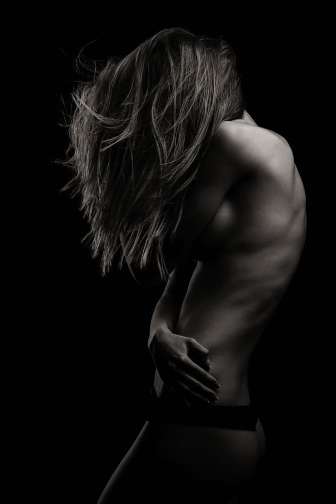 Graceful Form by Martin Krystynek MQEP — canvas wall art