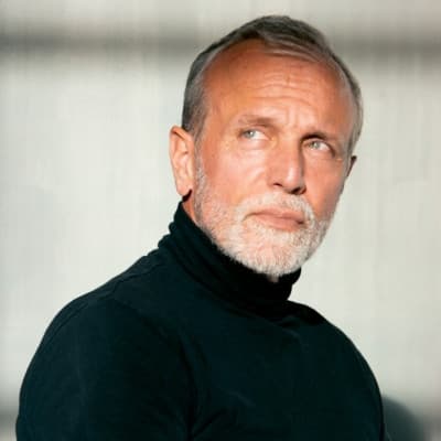 Mark Russell Jones