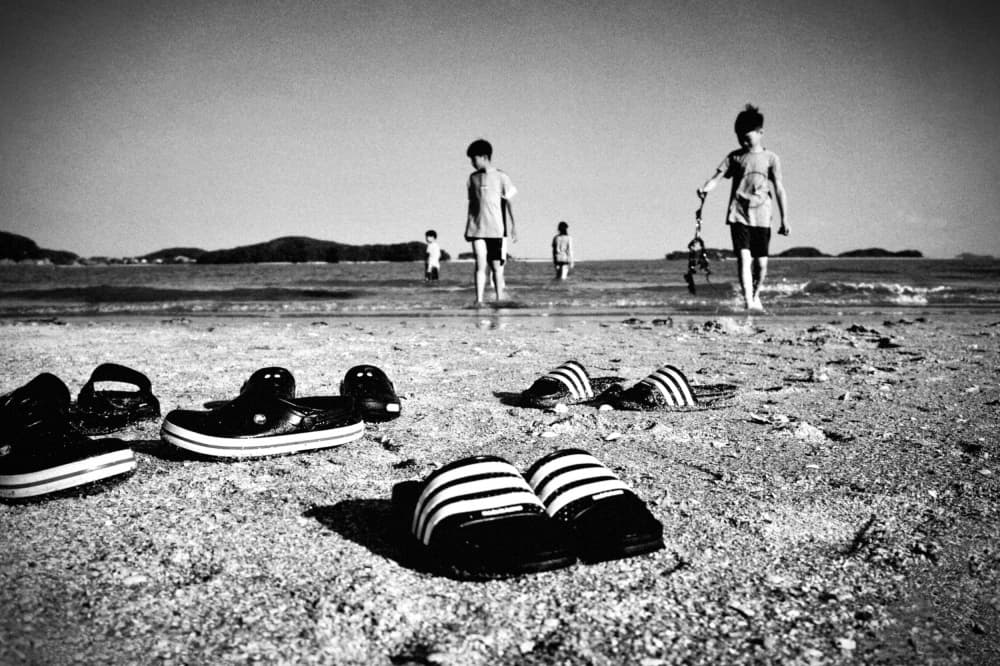 Children on the Shore by cindy ahn — canvas wall art