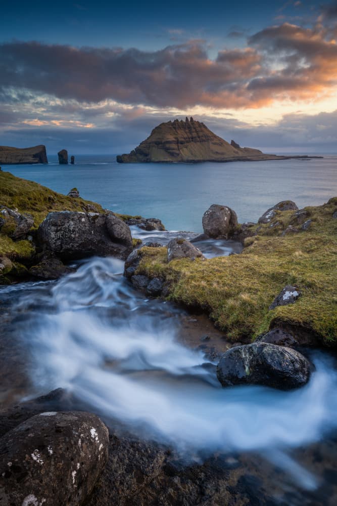 Dramatic Island Stream by Li Ying — canvas wall art