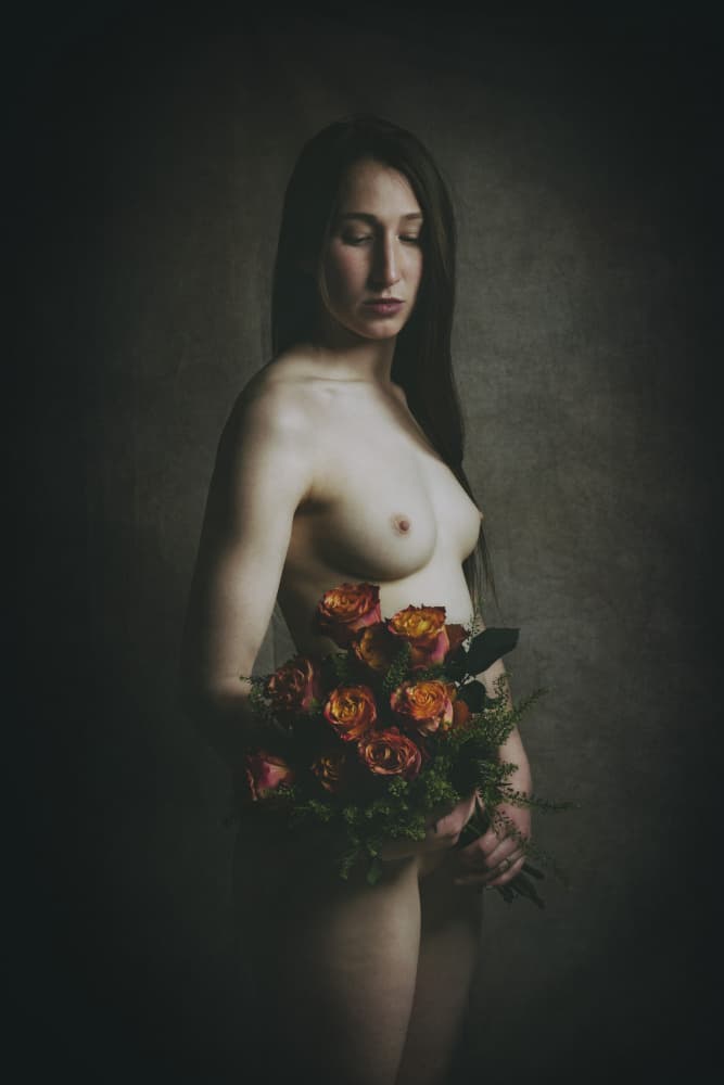 das Mädchen mit dem Rosenstraus by Christian Kurz — canvas wall art
