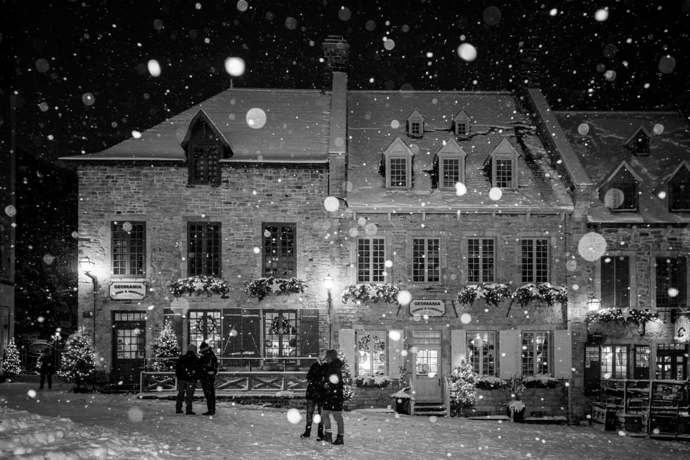 Romantic Snowy Evening by Michiko Ôtomo — canvas wall art