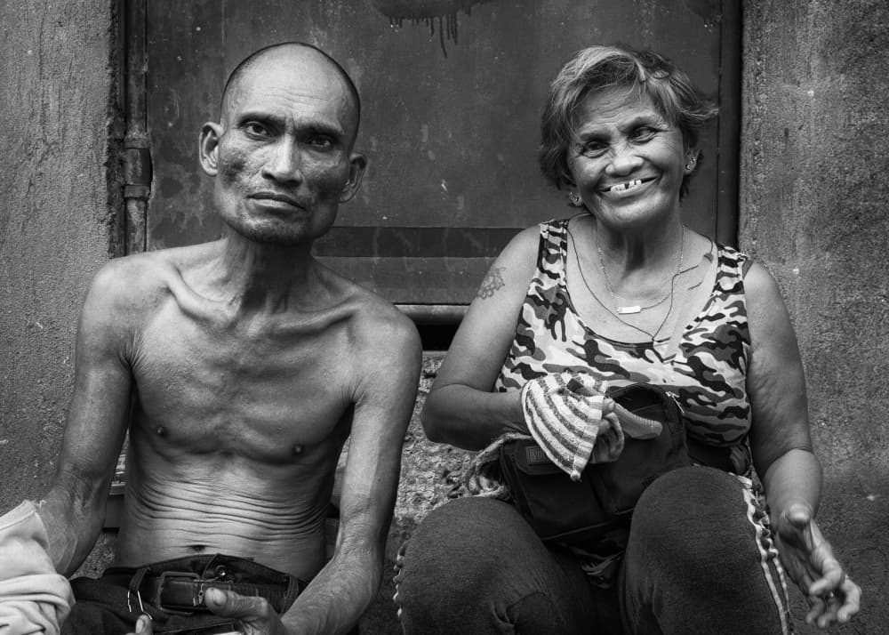 Smiling Street Couple by Shinji Isobe — canvas wall art